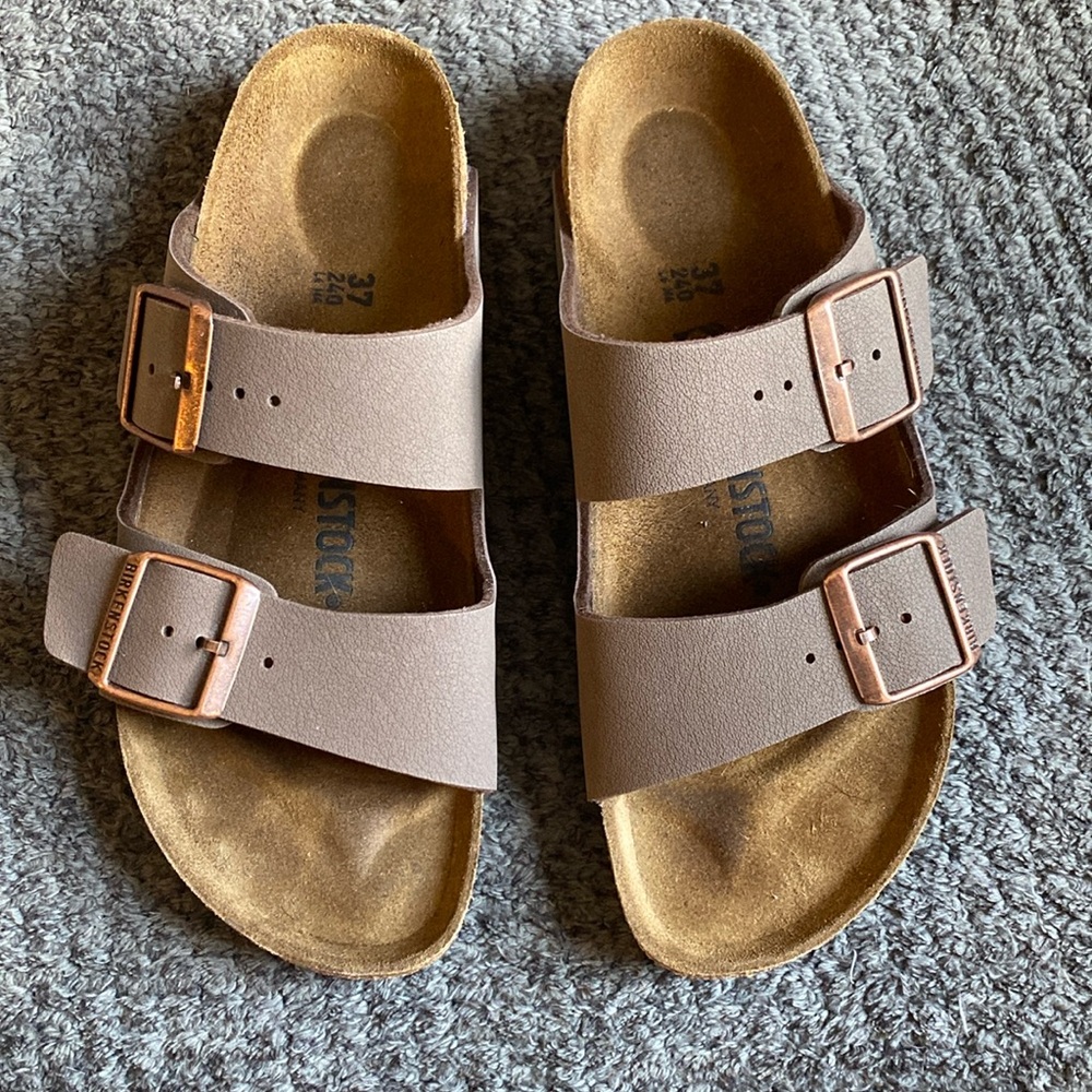 Birkenstock Arizona sandals in brown.